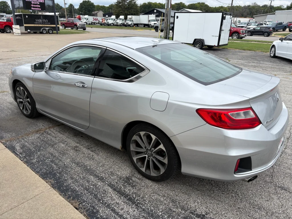 2013 Honda Accord EX-L V6, photo 3 of 3