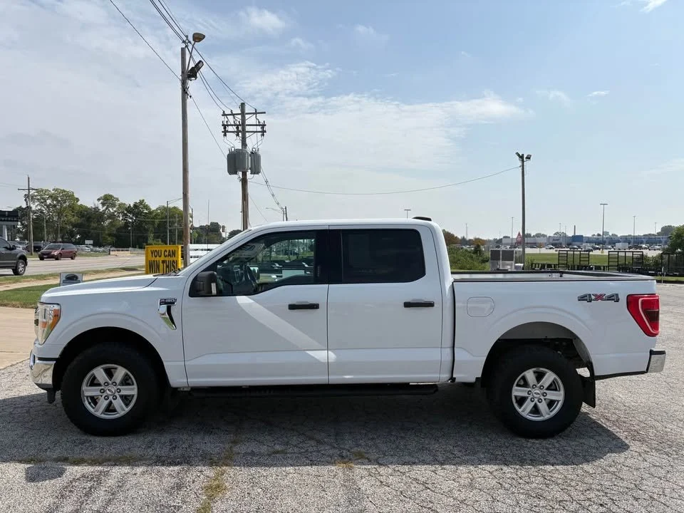 2021 Ford F-150 XLT, photo 3 of 6