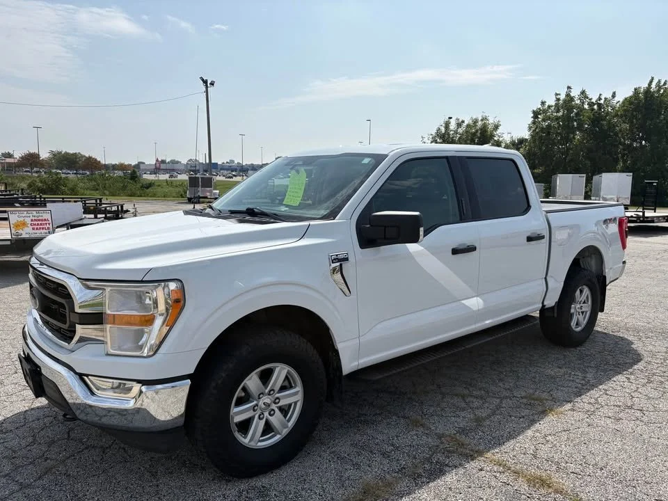 2021 Ford F-150 XLT, photo 2 of 6