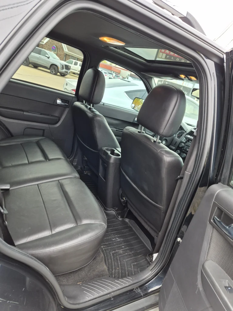 2009 Ford Escape Limited, photo 11 of 12