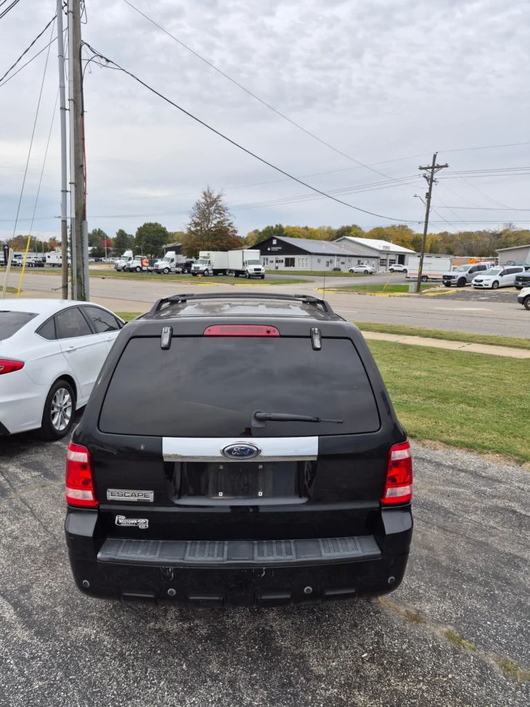2009 Ford Escape Limited, photo 4 of 12