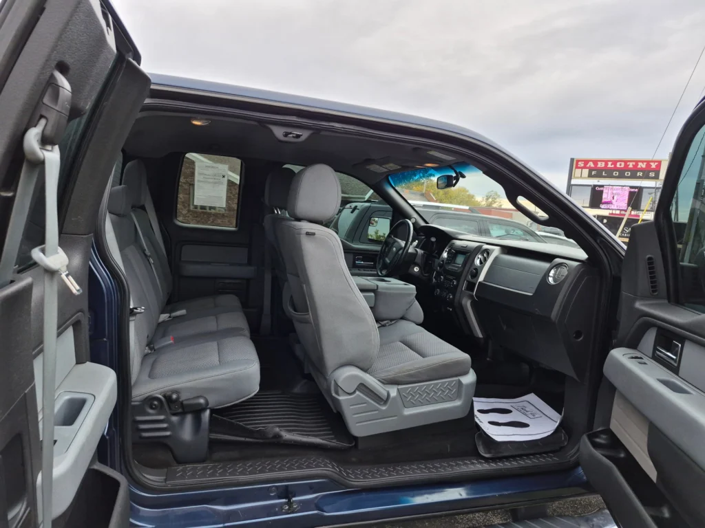 2013 Ford F-150 Super cab, photo 11 of 13