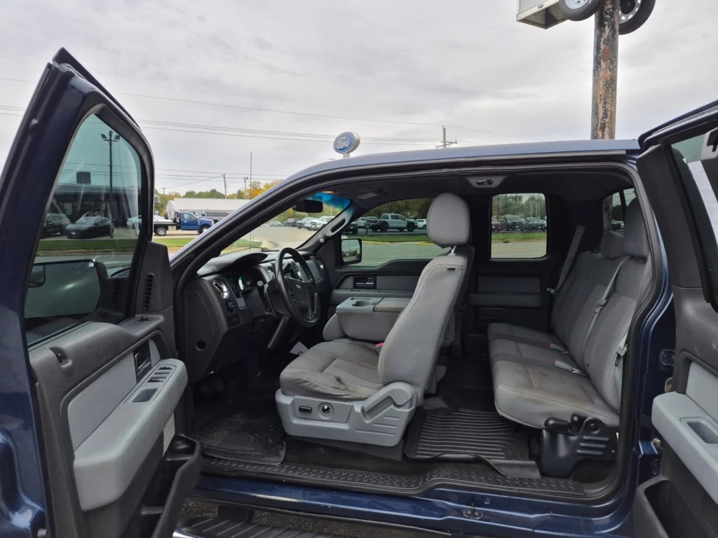 2013 Ford F-150 Super cab, photo 8 of 13