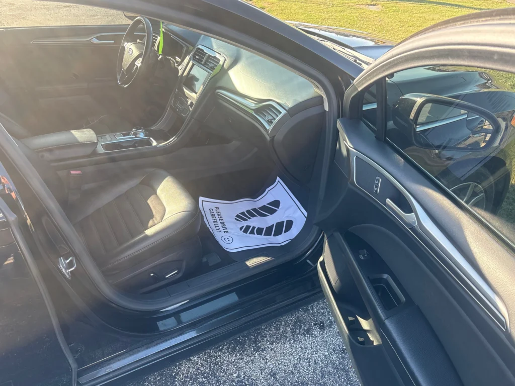2017 Ford Fusion SE, photo 10 of 14