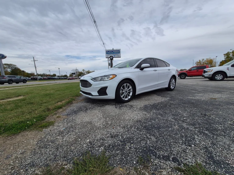 2020 Ford Fusion SE